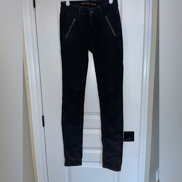 Selected Femme corduroy denim skinny pant-distressed black-bronze color hardware - Picture 1 of 11